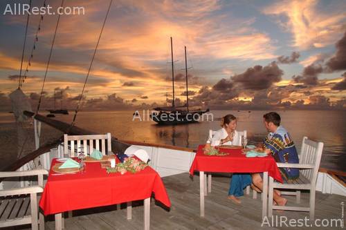Meeru Island Resort 9